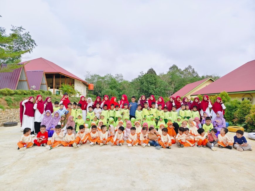 Santri TK, SD, dan SMP Akhlak Cendekia Muslim Meriahkan HUT RI ke-80 dengan Aneka Lomba Seru