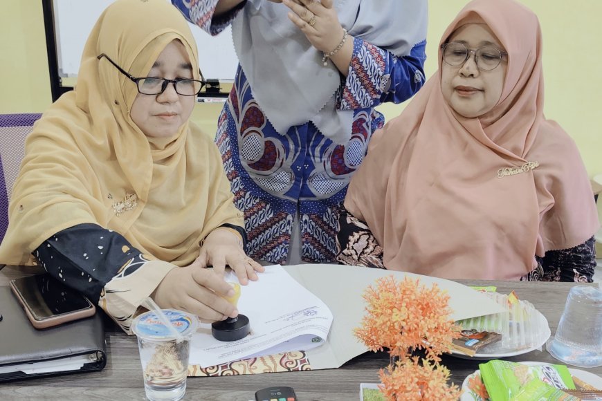 Penandatanganan MoU antara Perguruan Islam Cendekia Muslim dan MTs Negeri 3 Sijunjung 