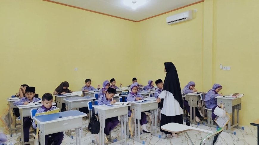Menakar Kedalaman Intelektual dan Keluhuran Adab: Potret Transformasi Pendidikan di Sekolah Akhlak Cendekia Muslim Sijunjung